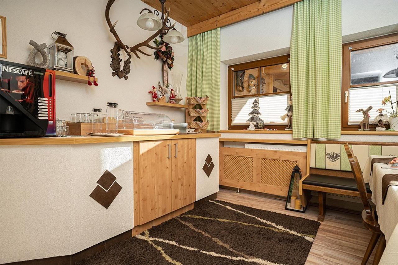 Pension Berggeist Sölden Buitenkant foto